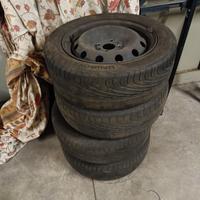 cerchi da 15 pollici 4 fori 