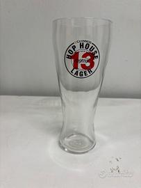 Bicchieri e boccali della birra