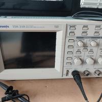 Oscilloscopio Tektronix TDS 210