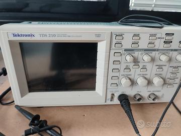 Oscilloscopio Tektronix TDS 210