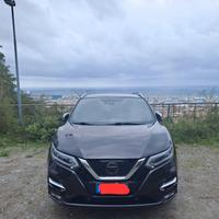 nissan qashqai  1.6 dgt turbo benzina 