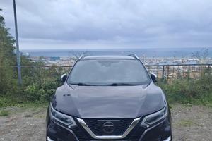 nissan qashqai  1.6 dgt turbo benzina 