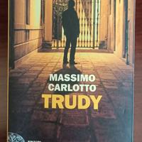 Selezione  6 libri di narrativa e saggistica