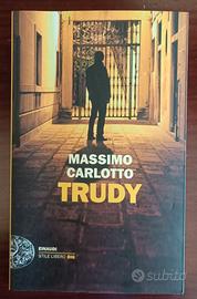 Selezione  6 libri di narrativa e saggistica