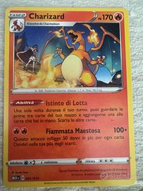 Carta pokemon charizard