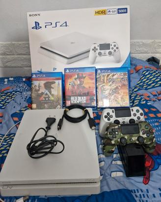 Playstation 4 slim con 2 controller 