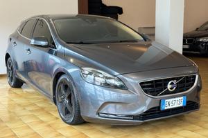 Volvo V40 D3 Geartronic Summum