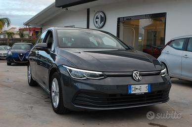 Volkswagen Golf 1.0 etsi evo Life 110CV dsg Uff It