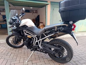 Triumph Tiger 800