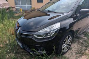 renault clio station 