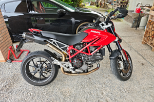 Ducati Hypermotard 1100 EVO
