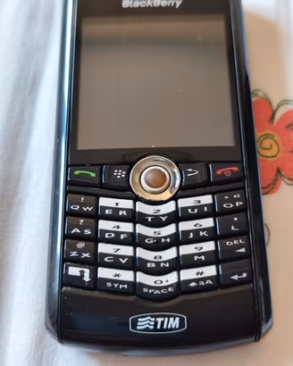 BlackBerry Pearl 8100 con custodia originale