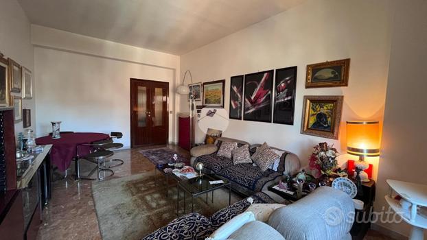 4 LOCALI A ROMA