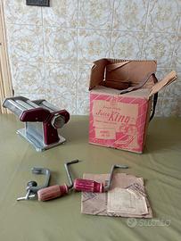 Macchina manuale per fare la pasta (nonna papera)