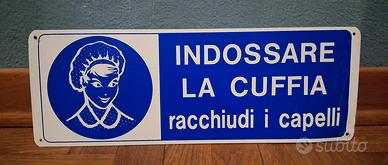 cartello indossare la cuffia