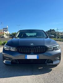 BMW Serie 3 318d. Berlina Sport Line