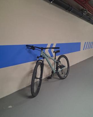BICI DA MTB/WHEELIE ST500