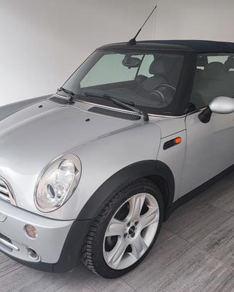 Mini 1.6 16V Cooper Cabrio