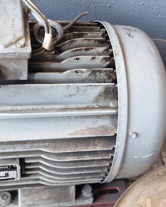 motore elettrico trifase da 5kw