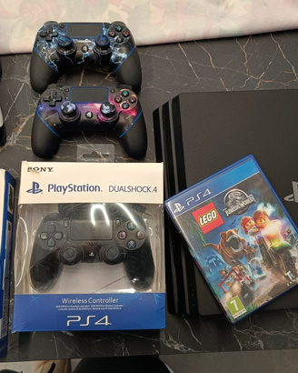 PlayStation 4 Pro 1TB  Bundle completo + Accessori