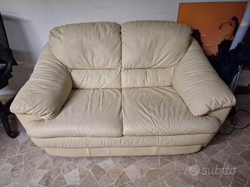 coppia divani letto pelle