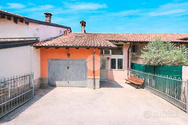 CASA DI CORTE A TORRE PALLAVICINA