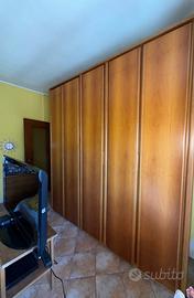 Armadio in legno 5 ante