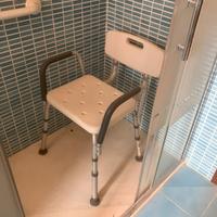 sedia doccia per anziani disabili
