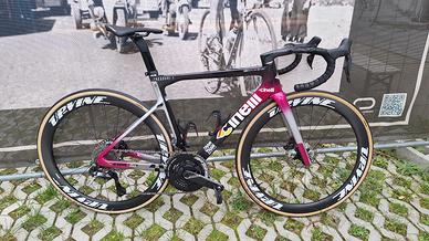 cinelli Pressure II - team colpack edition 2025