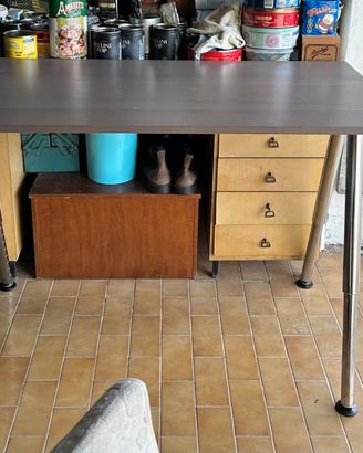 scrivania ikea