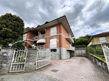 4 LOCALI A CASTELLAMONTE