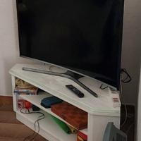 Angoliera porta-tv