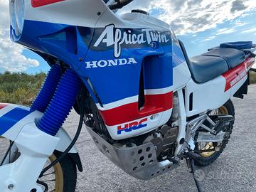 Honda Africa Twin 650 RD03 (1988) - Targa Oro