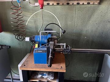 Troncatrice e intestatrice per bullini