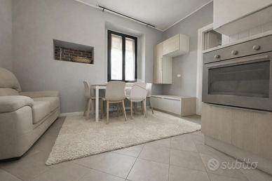 2 LOCALI A CAMBIAGO