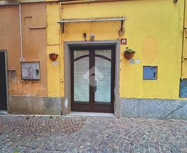 NEGOZIO A NOVI LIGURE