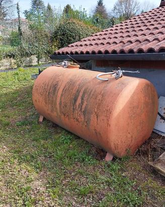 Cisterna usata – 1.200 litri
