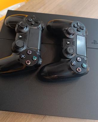 PlayStation 4 + 2 Controller Originali