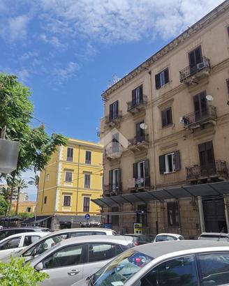 4 LOCALI A PALERMO