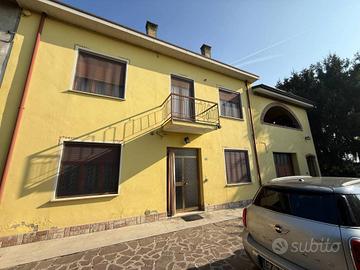 Appartamento di 110 m² con 4 locali e box auto dop