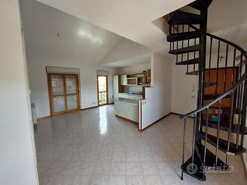 Appartamento Castellina Scalo