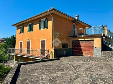 BIFAMILIARE A CARASCO