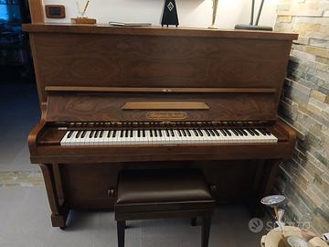 Pianoforte verticale