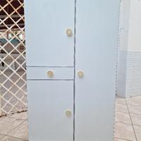 Mobile per bagno o ripostiglio