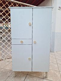 Mobile per bagno o ripostiglio