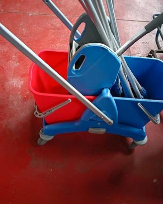 carrello pulizie con pressa