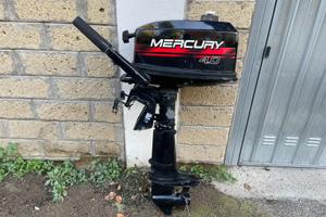 Motore fuoribordo Mercury 4 cv