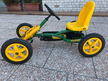 Go-kart a pedali