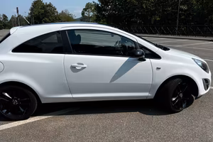 Opel Corsa 1.3 CDTI 95 CV b-Color