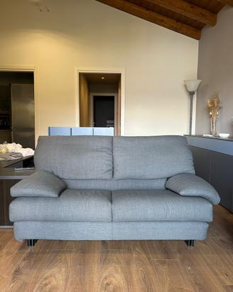 Coppia di divani 2 posti